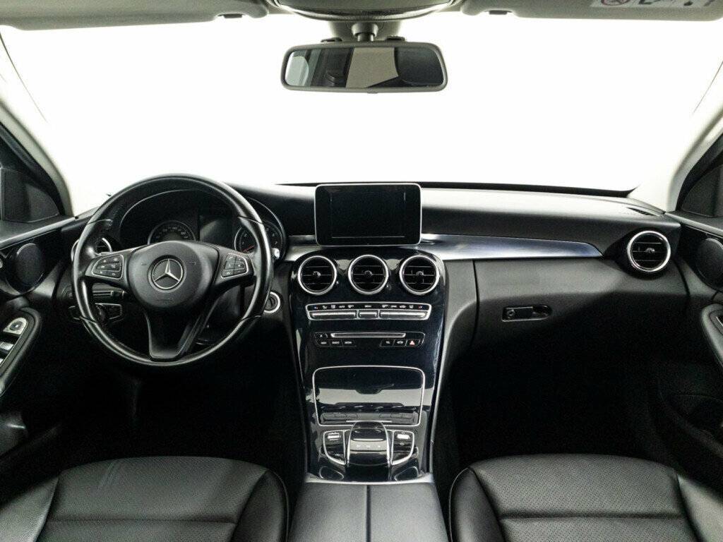 Б/У Мерседес-Бенц Ц-Класс 2015 года. Фото: #12