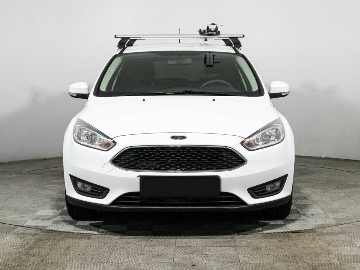 Б/У Форд Фокус 2017 года. Фото: #1