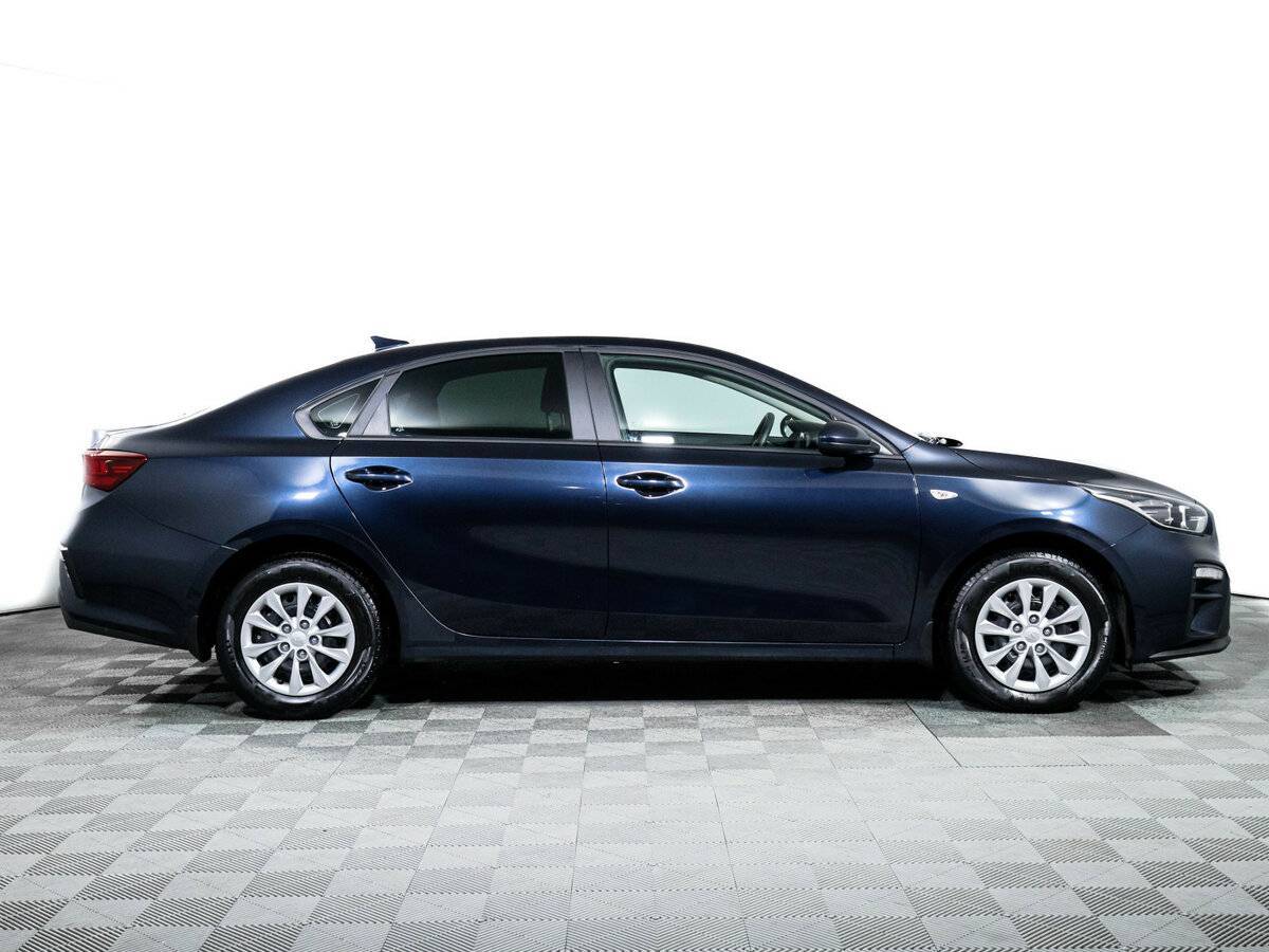 Б/У Киа Церато 2021 года. Фото: #3