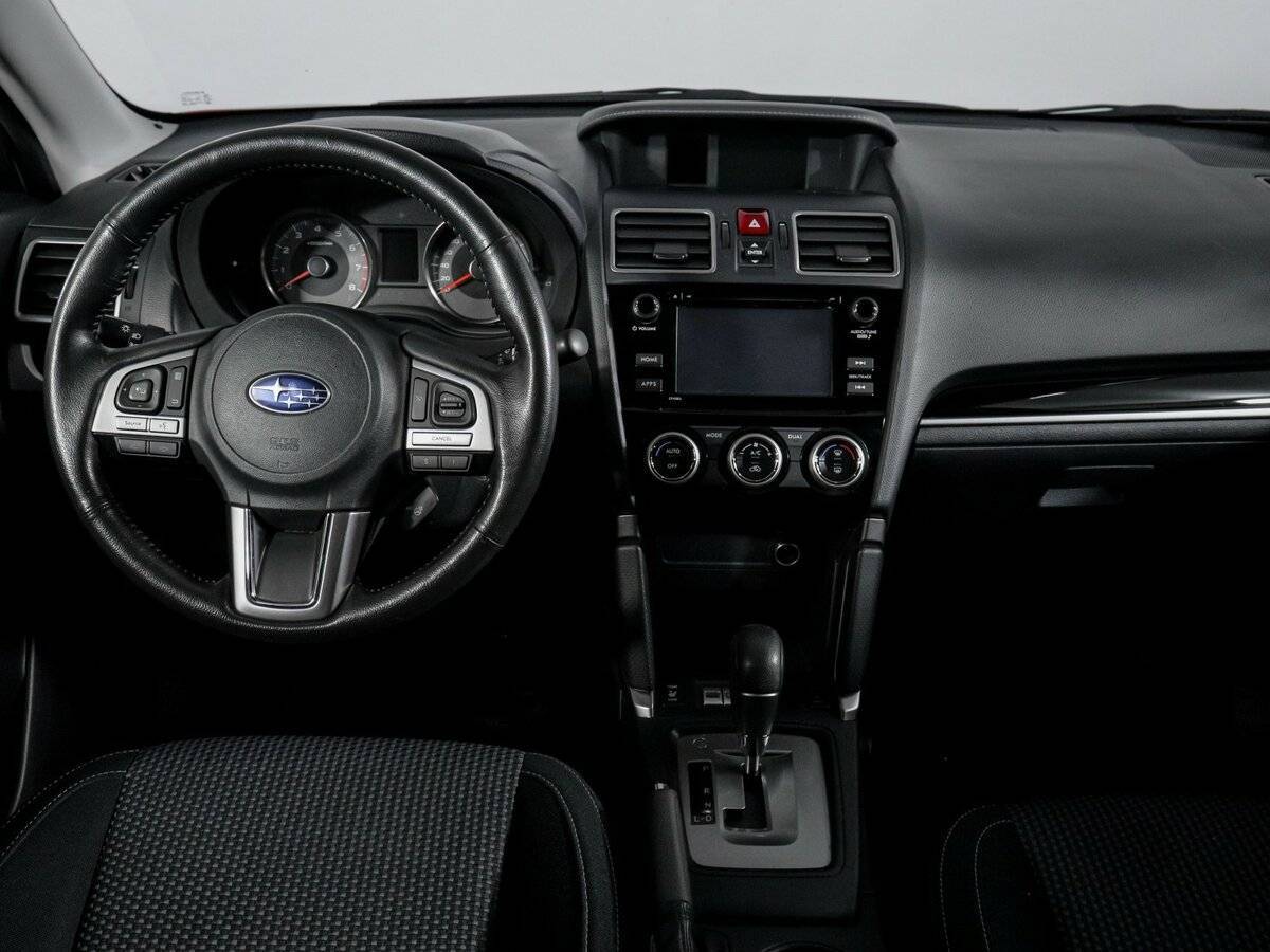 Б/У Субару Форестер 2016 года. Фото: #11