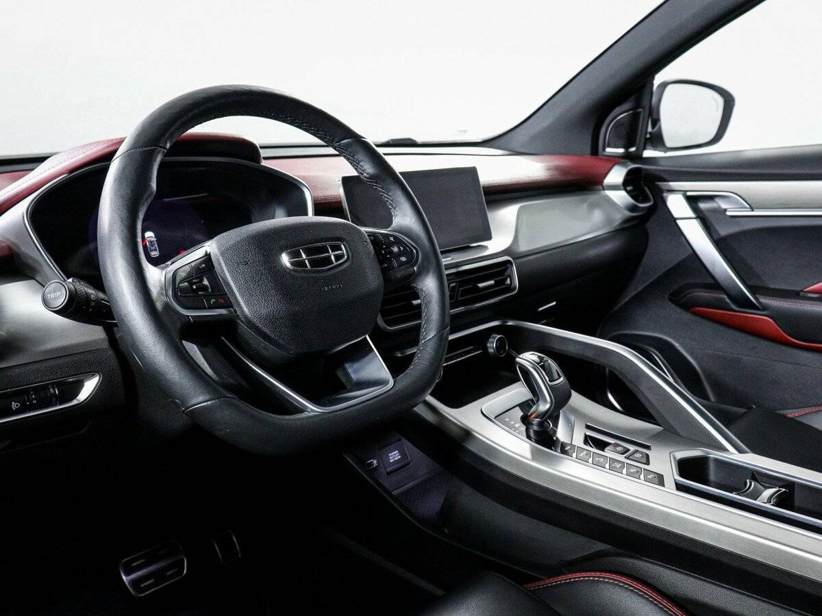 Б/У Джили Кулрэй 2021 года. Фото: #13