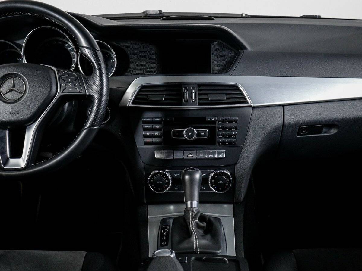 Б/У Мерседес-Бенц Ц-Класс 2013 года. Фото: #12