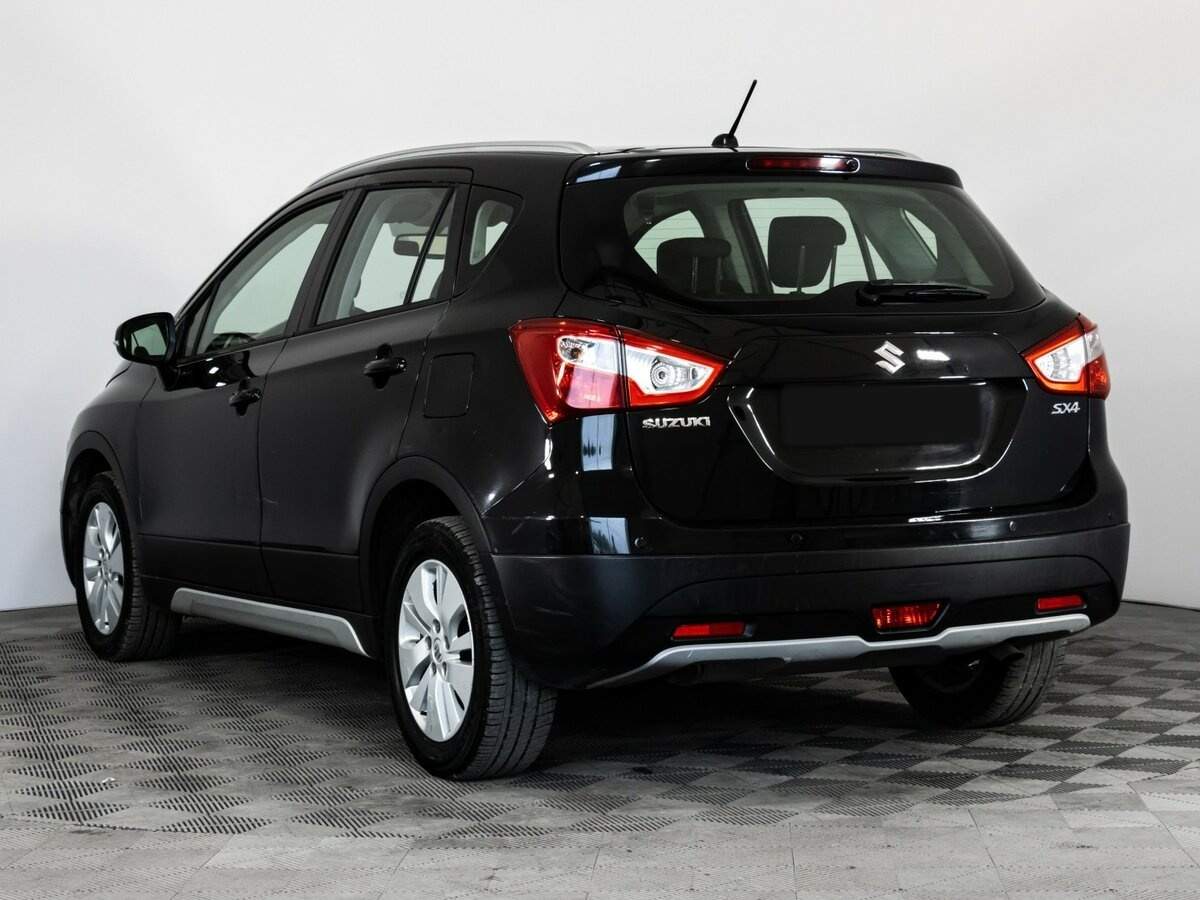 Б/У Сузуки С-Икс4 2014 года. Фото: #6