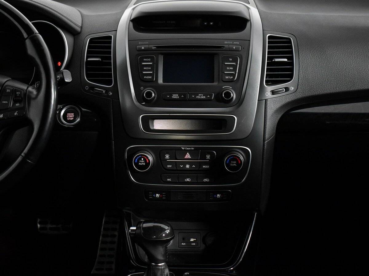 Б/У Киа Соренто 2017 года. Фото: #17