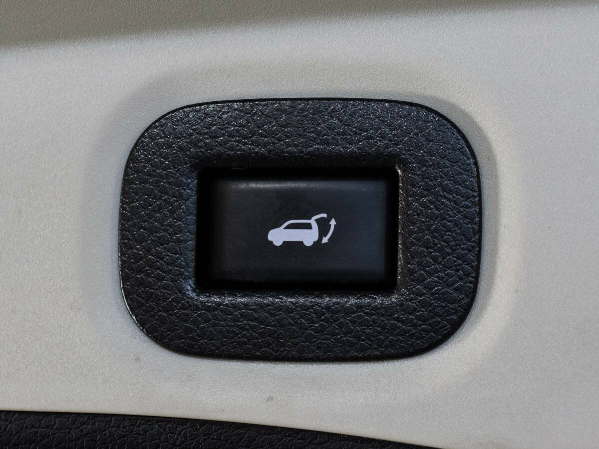 Б/У Ниссан Икс-Трейл 2019 года. Фото: #20