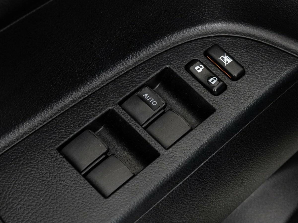 Б/У Тойота Хайлэндер 2012 года. Фото: #20