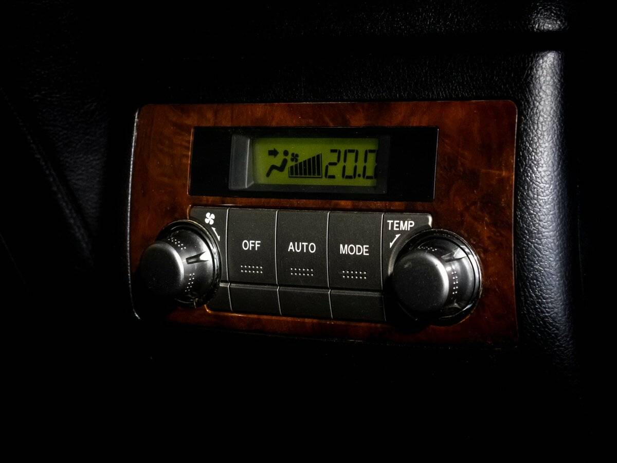 Б/У Тойота Хайлэндер 2012 года. Фото: #21