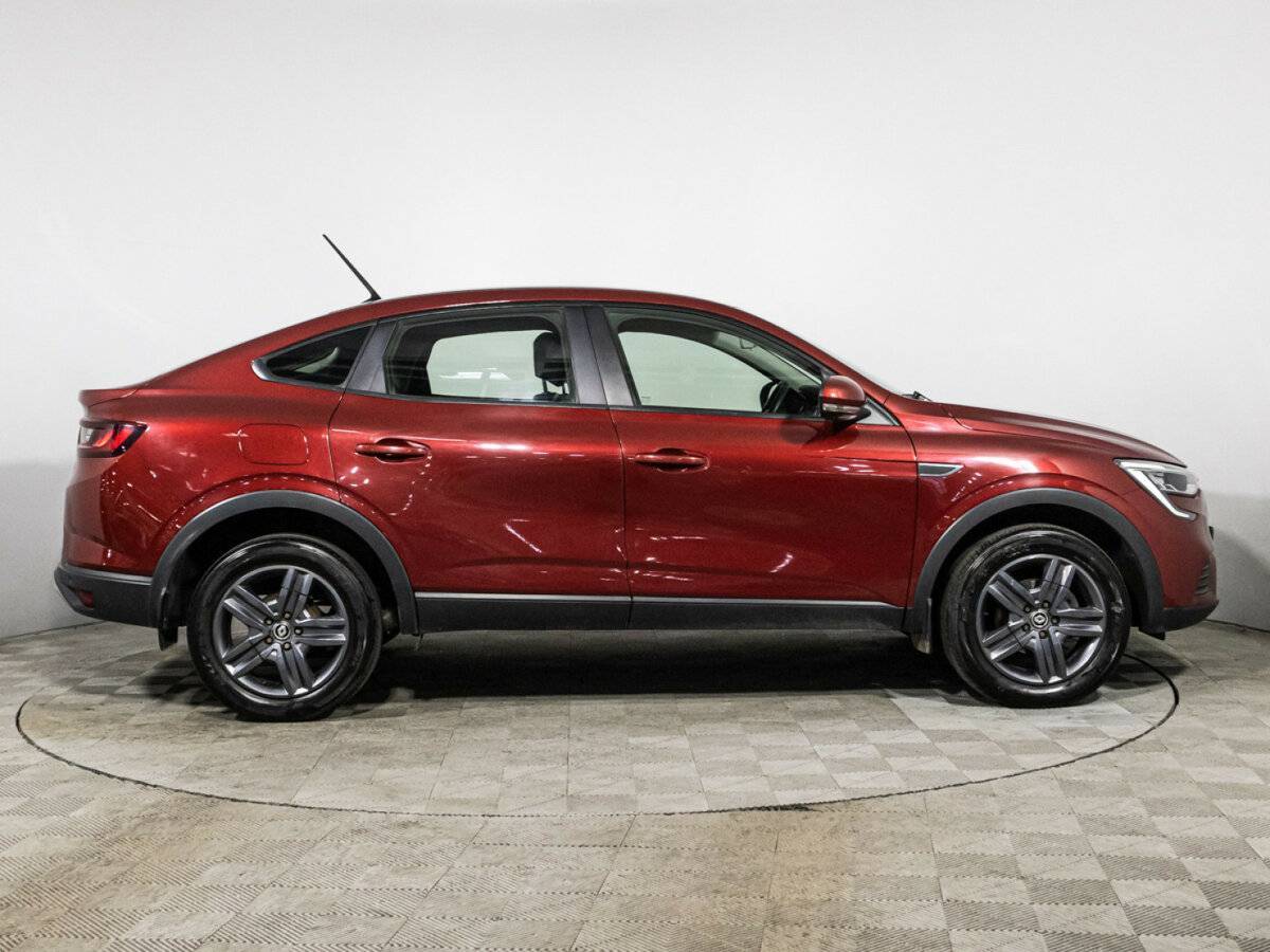 Б/У Рено Аркана 2021 года. Фото: #3