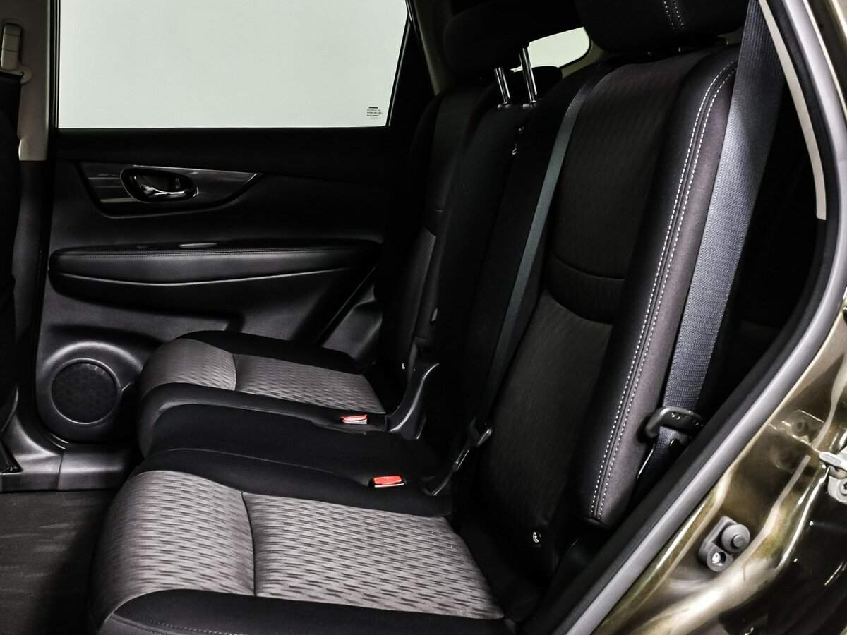 Б/У Ниссан Икс-Трейл 2020 года. Фото: #11