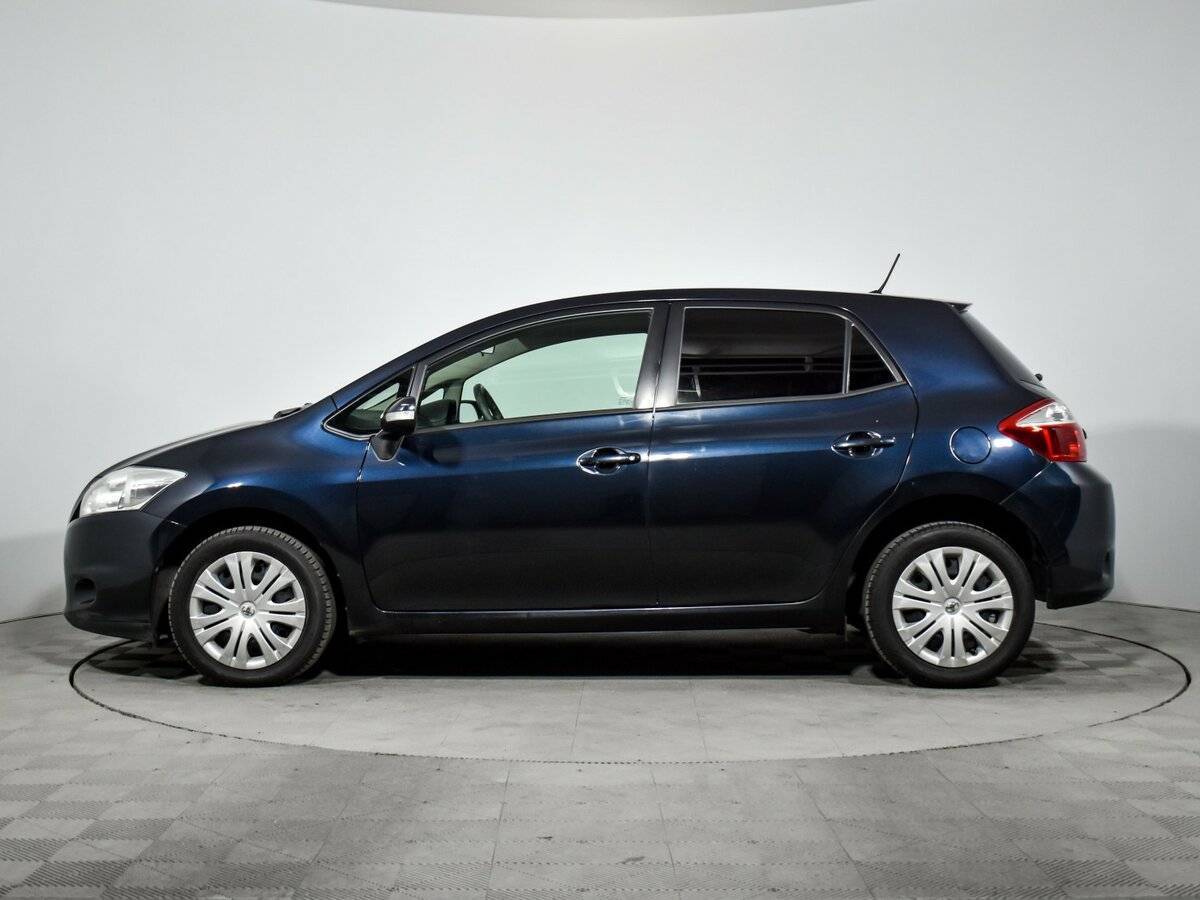 Б/У Тойота Аурис 2012 года. Фото: #8