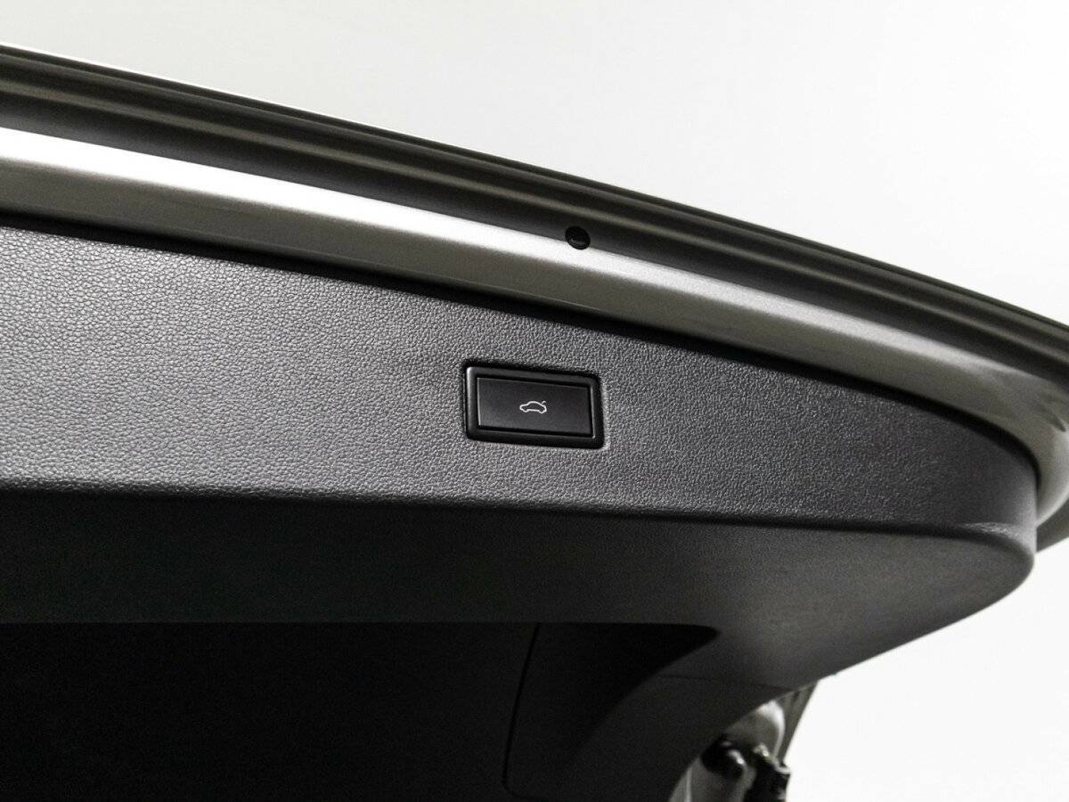 Б/У Фольксваген Тигуан 2019 года. Фото: #15