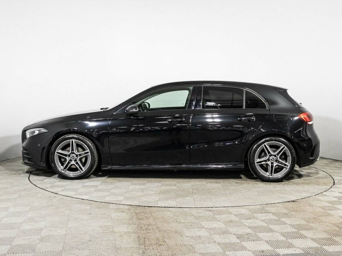 Б/У Мерседес-Бенц А-Класс 2018 года. Фото: #7