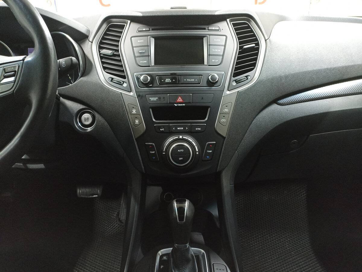 Б/У Хендай Санта Фе 2015 года. Фото: #14