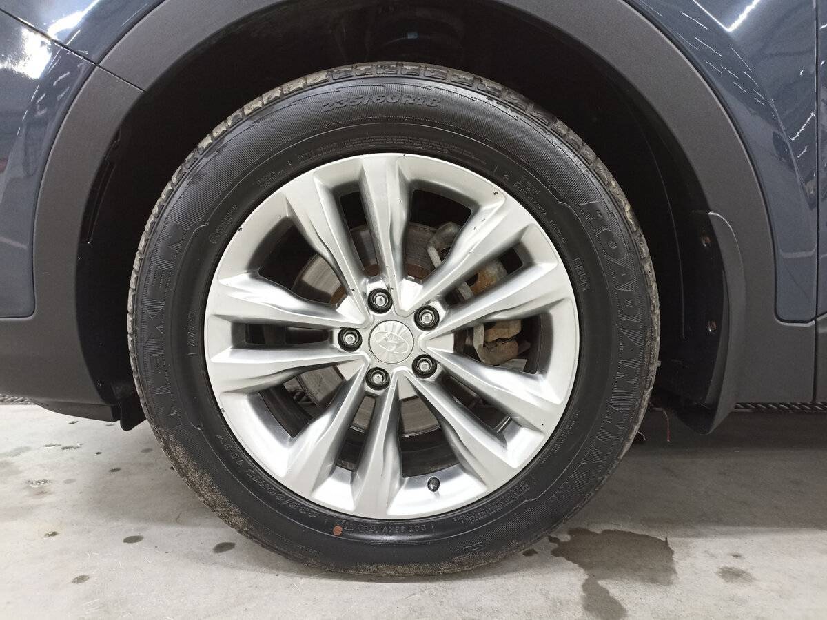 Б/У Хендай Санта Фе 2015 года. Фото: #17