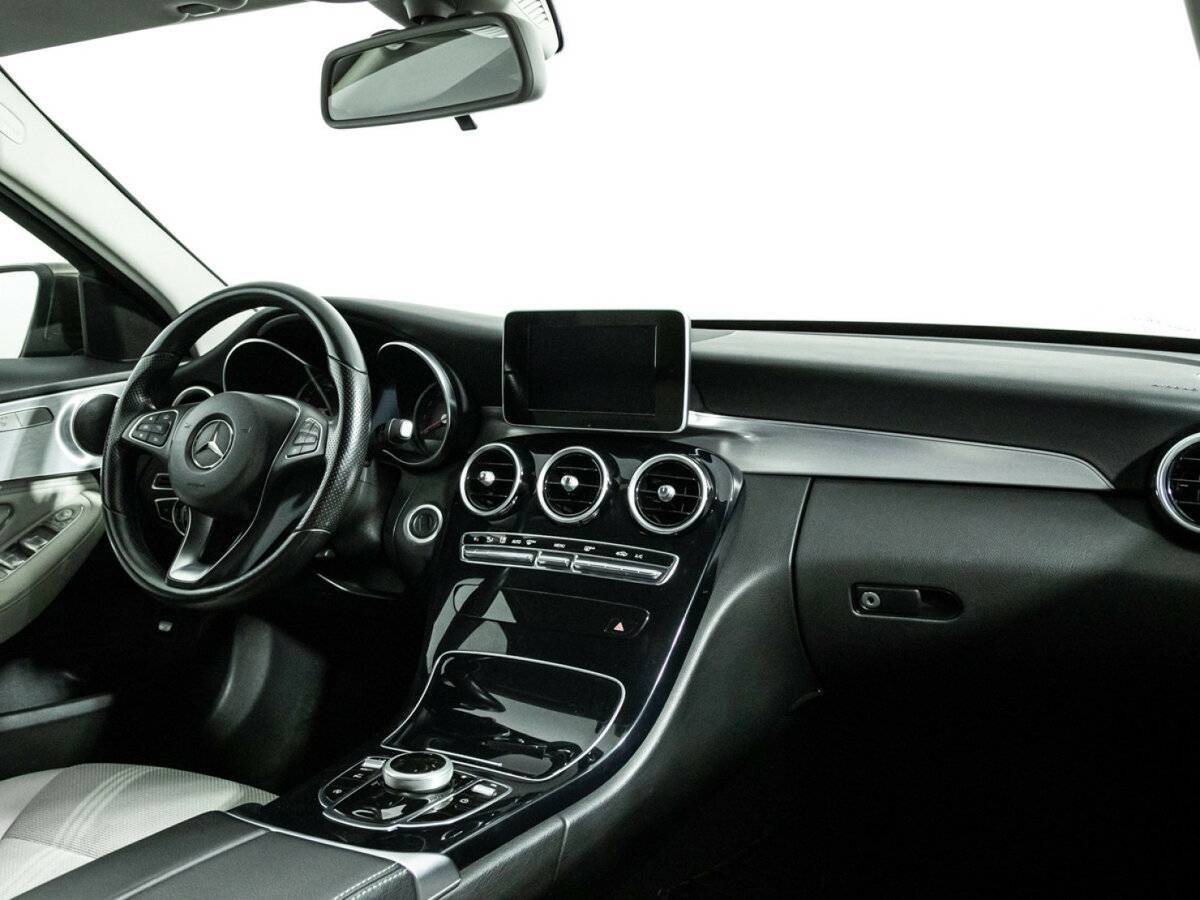 Б/У Мерседес-Бенц Ц-Класс 2015 года. Фото: #8