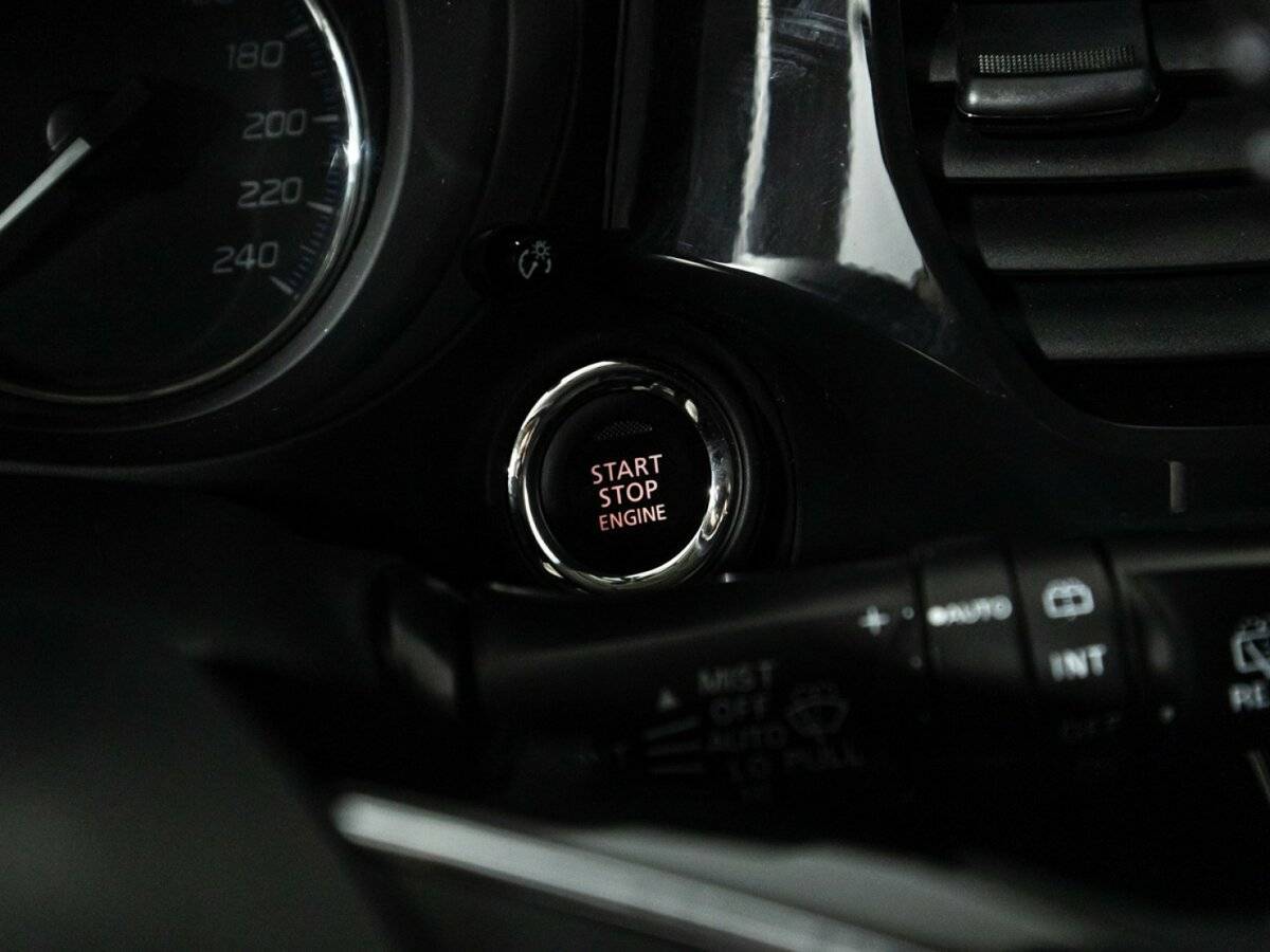 Б/У Митсубиши Оутлэндер 2020 года. Фото: #14