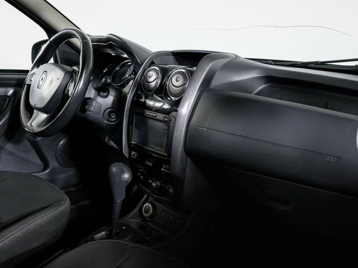 Б/У Рено Дастер 2015 года. Фото: #8