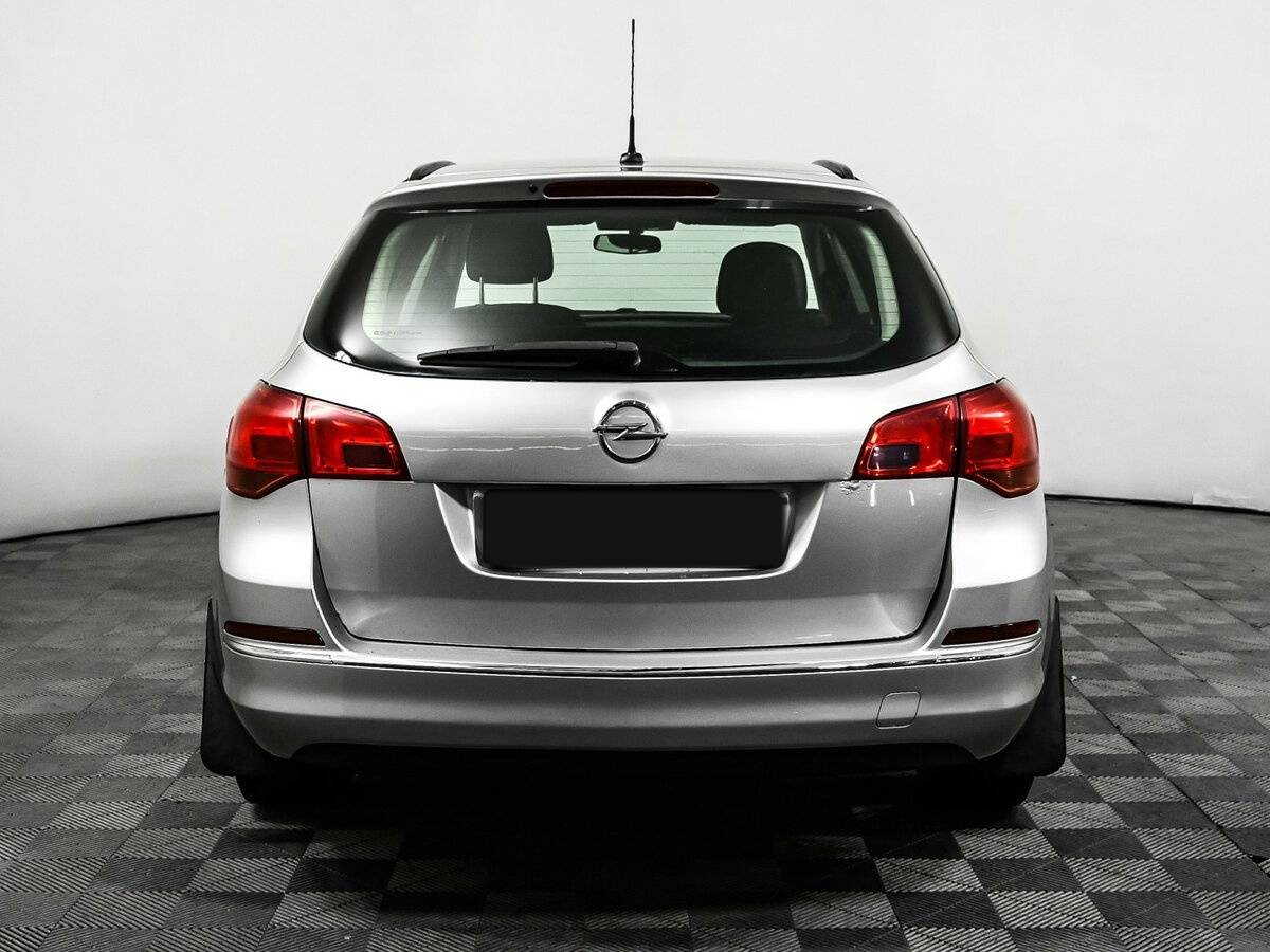 Б/У Опель Астра 2013 года. Фото: #5