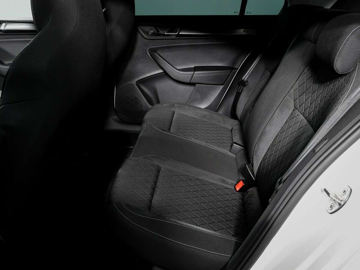 Б/У Шкода Рапид 2022 года. Фото: #9