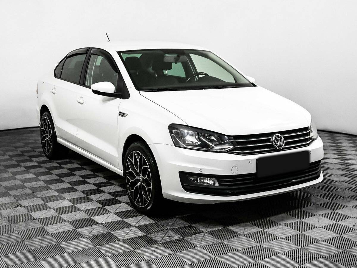 Б/У Фольксваген Поло 2020 года. Фото: #2