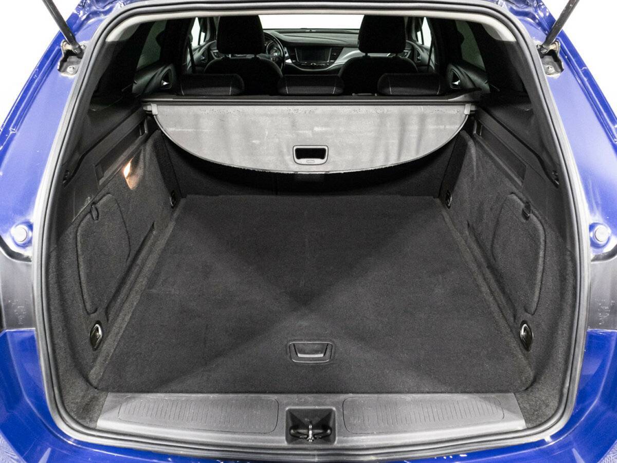 Б/У Опель Астра 2019 года. Фото: #14