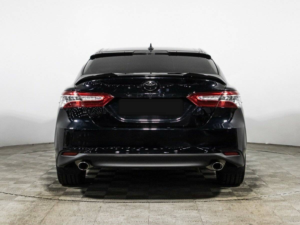 Б/У Тойота Камри 2018 года. Фото: #5