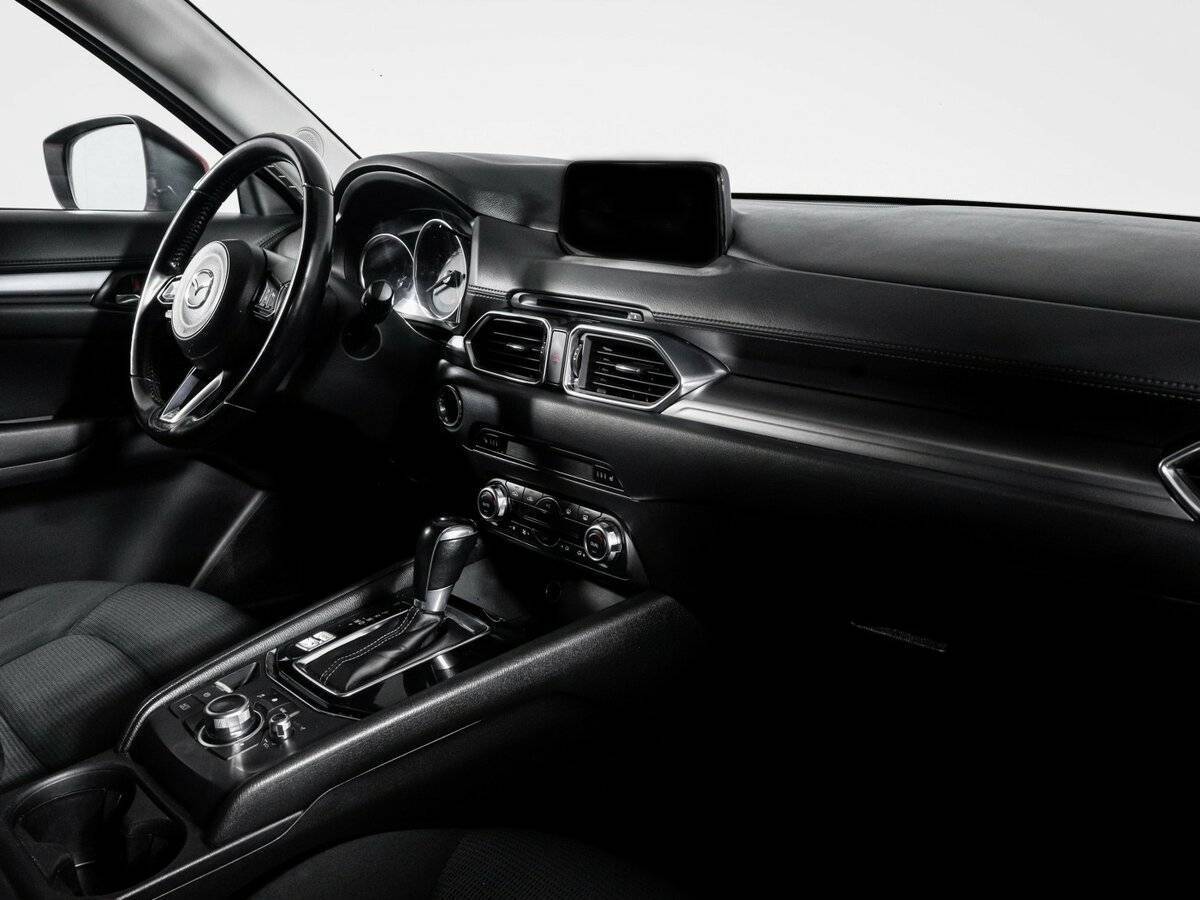 Б/У Мазда Ц-Икс-5 2017 года. Фото: #8