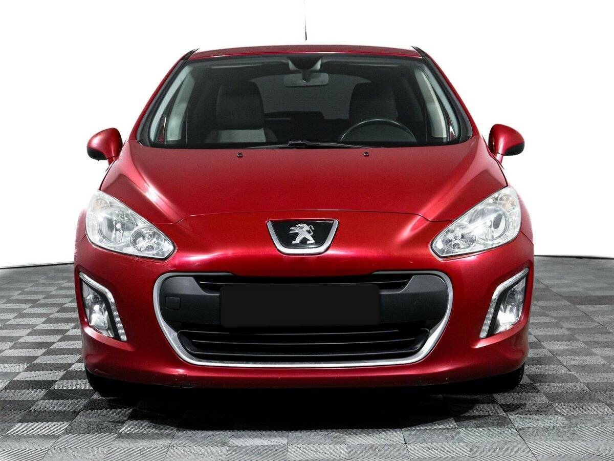 Б/У Пежо 308 2012 года. Фото: #1