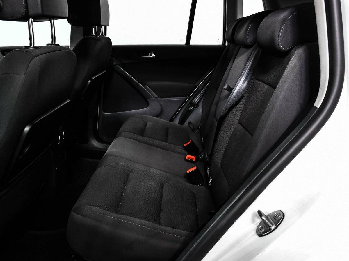 Б/У Фольксваген Тигуан 2015 года. Фото: #12