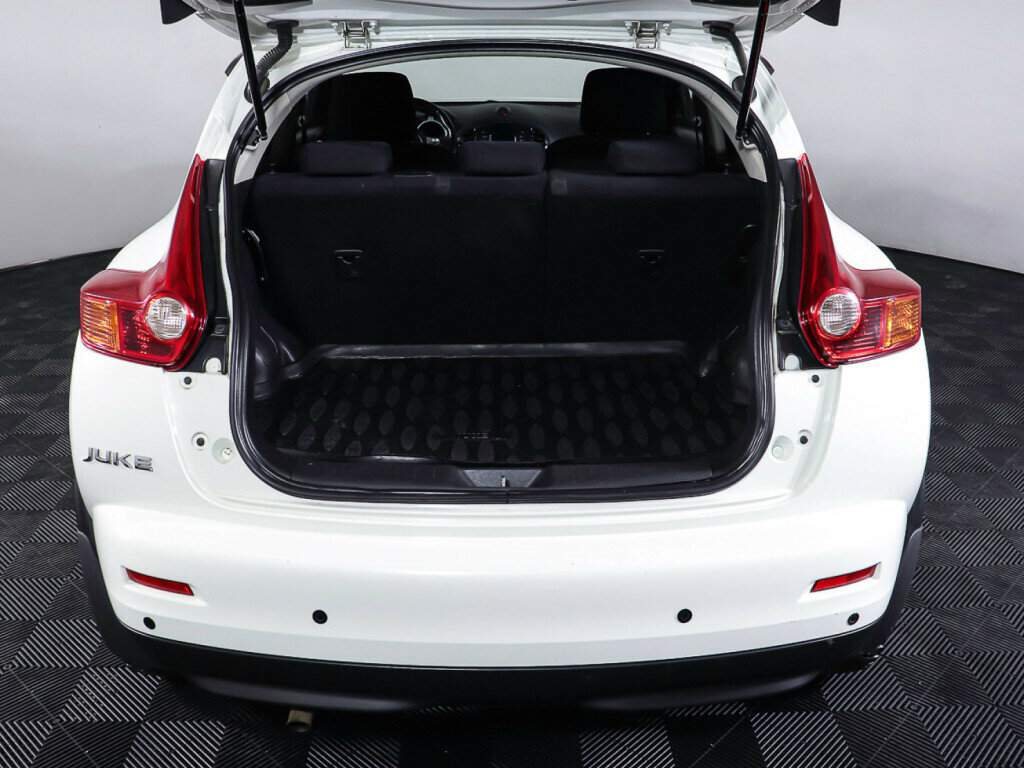 Б/У Ниссан Жук 2012 года. Фото: #8