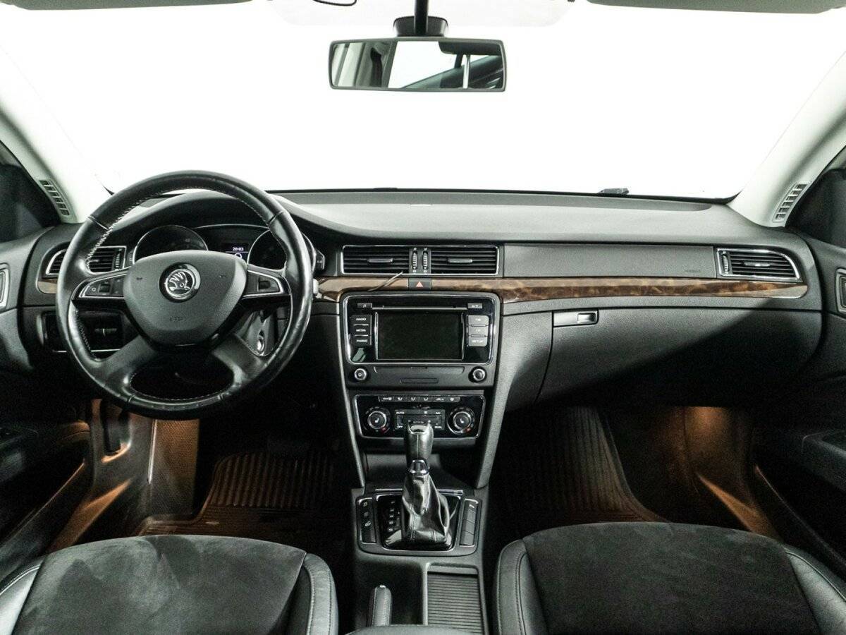 Б/У Шкода Суперб 2013 года. Фото: #12