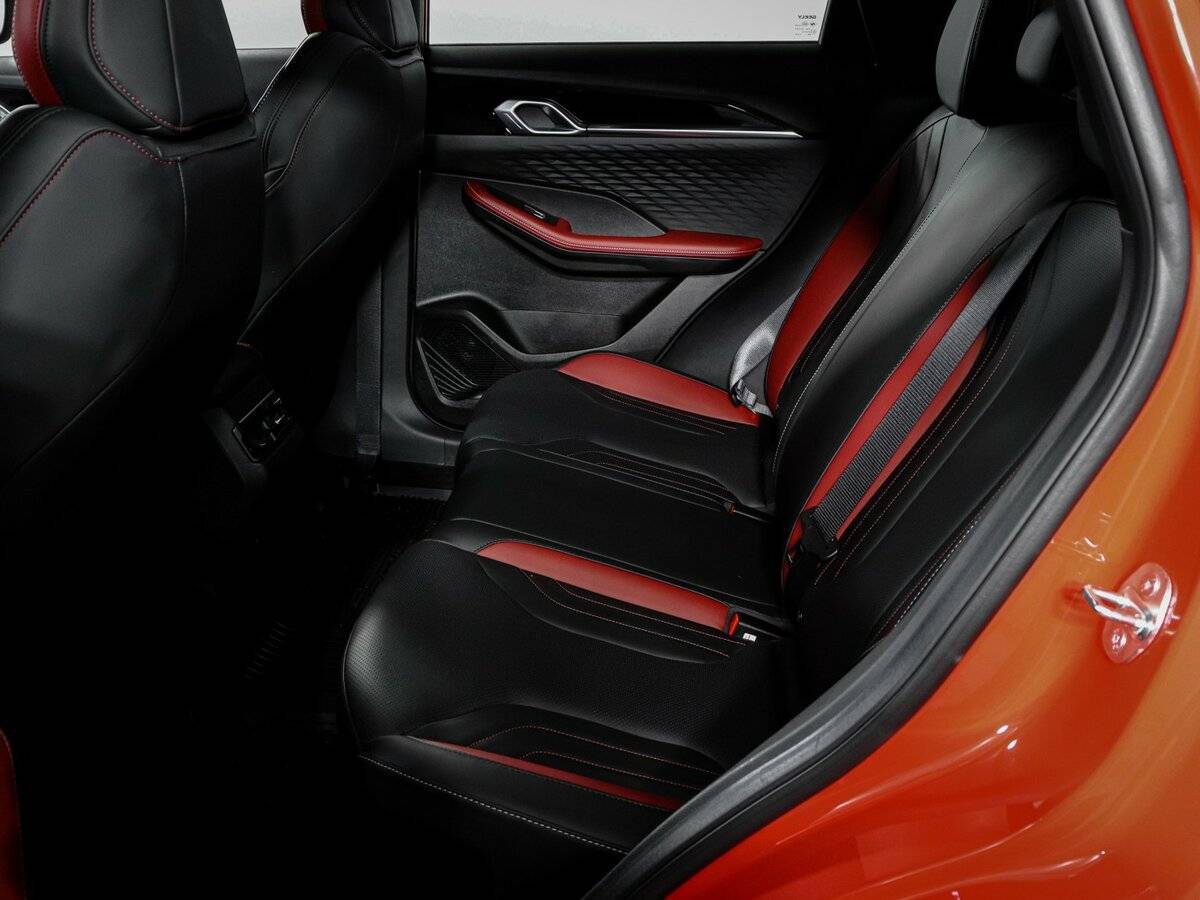 Б/У Джили Кулрэй 2024 года. Фото: #9