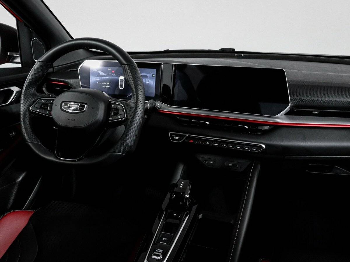 Б/У Джили Кулрэй 2024 года. Фото: #11