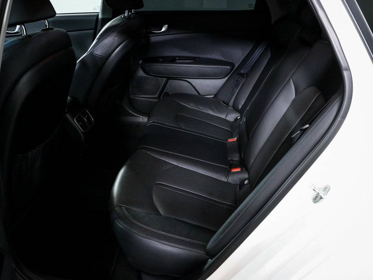 Б/У Киа Оптима 2020 года. Фото: #9