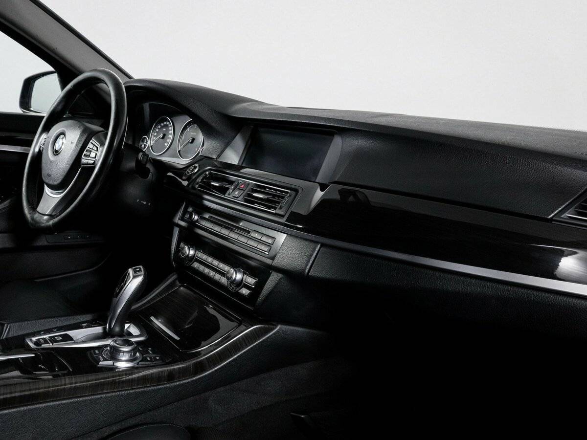 Б/У БМВ 5 серии 2012 года. Фото: #8