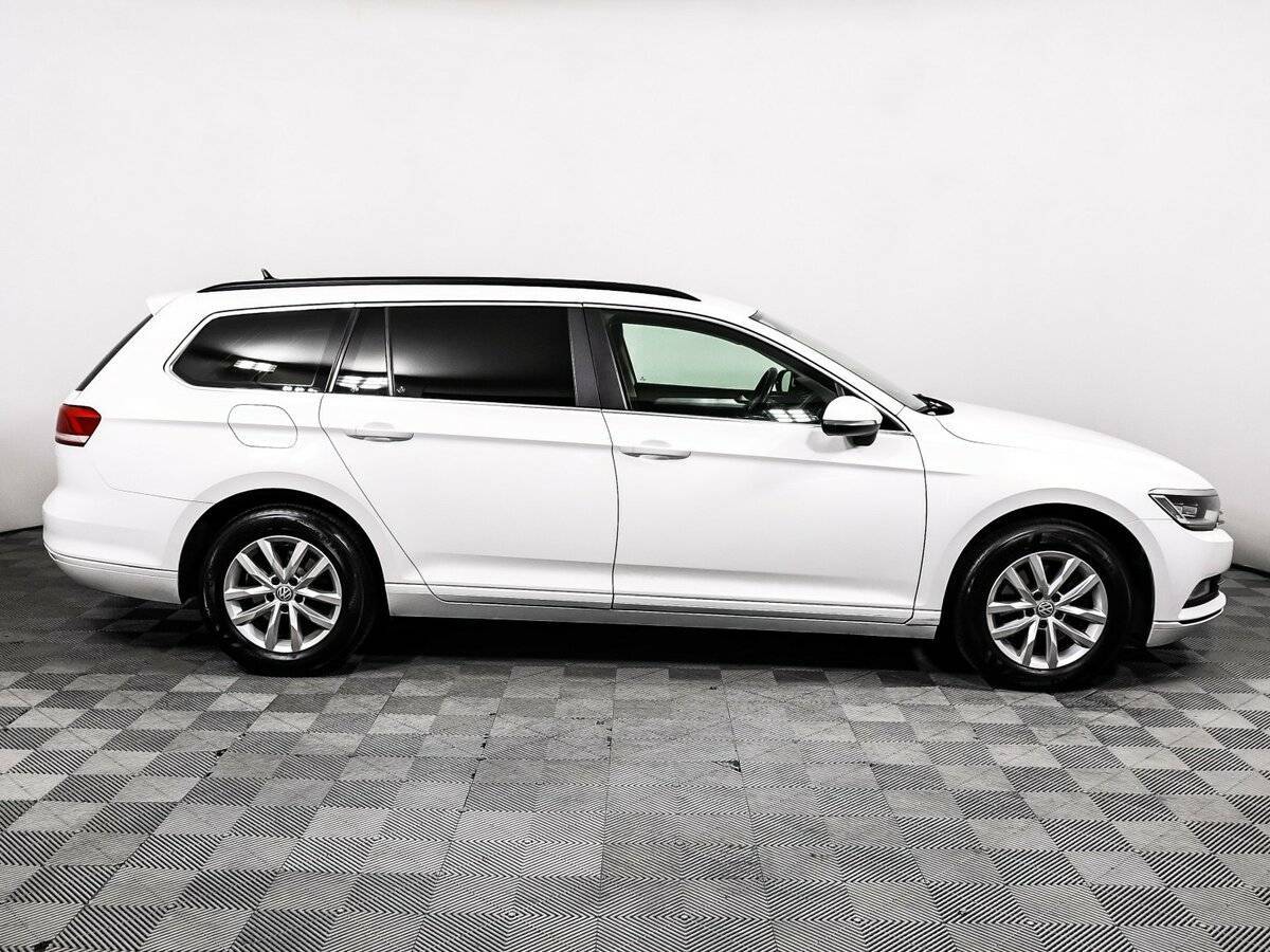 Б/У Фольксваген Пассат 2018 года. Фото: #3