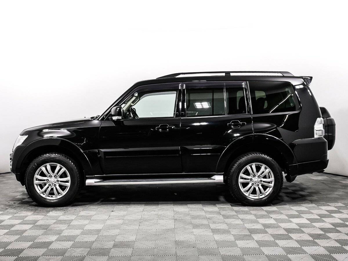 Б/У Митсубиши Паджеро 2015 года. Фото: #7