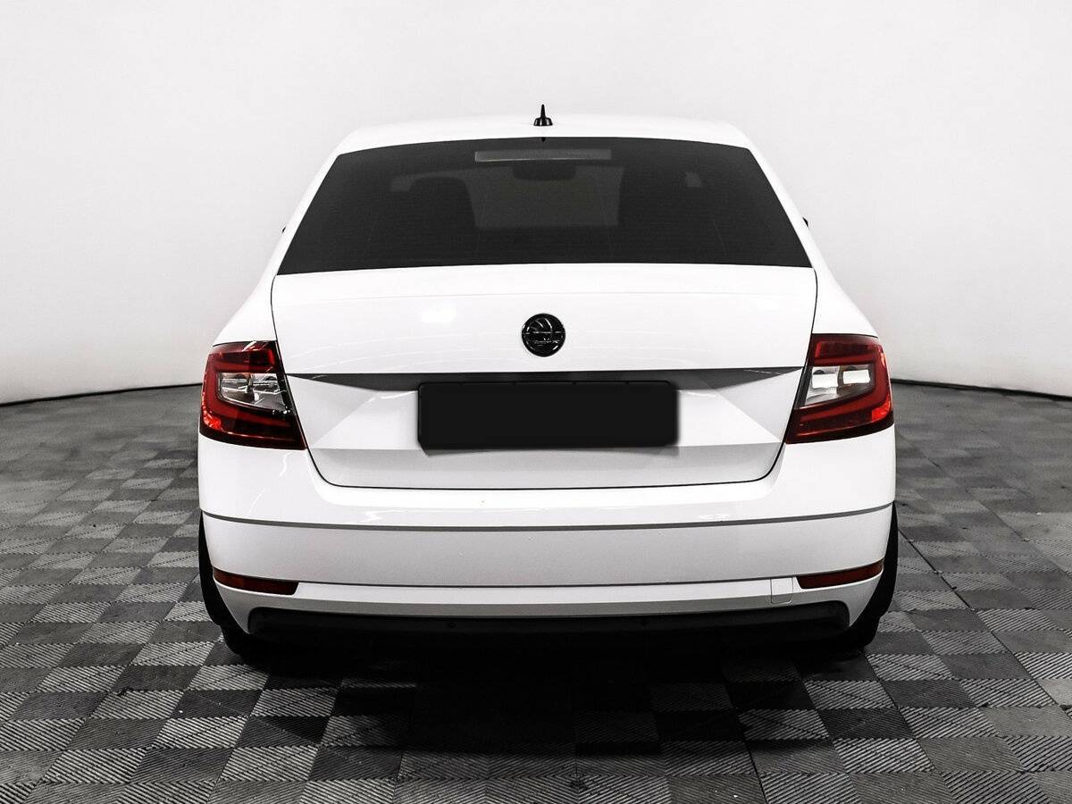 Б/У Шкода Октавия 2017 года. Фото: #5