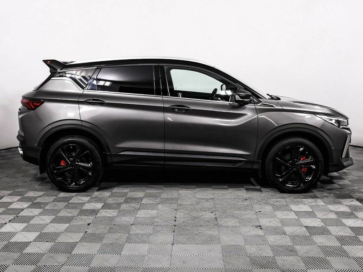 Б/У Джили Кулрэй 2023 года. Фото: #3