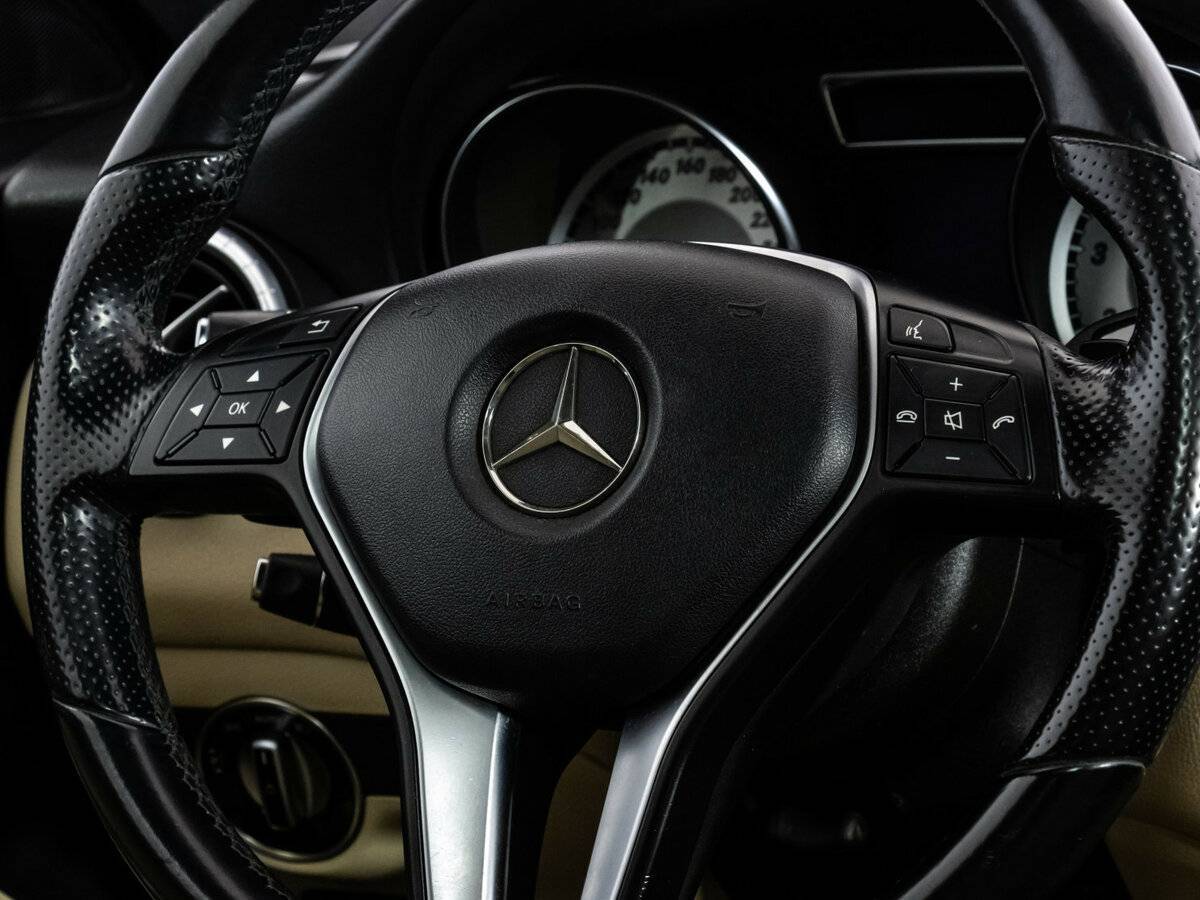 Б/У Мерседес-Бенц КЛА 2013 года. Фото: #10