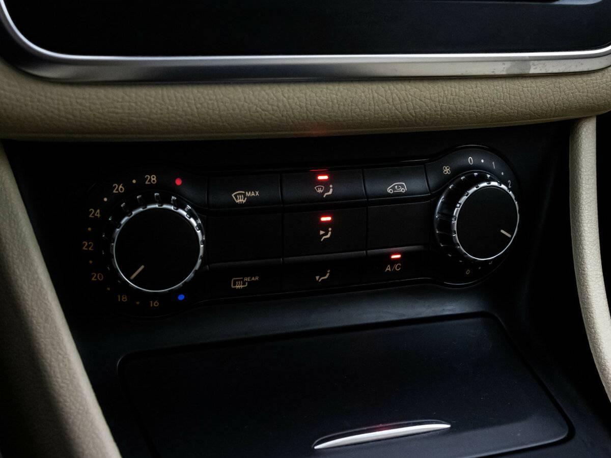 Б/У Мерседес-Бенц КЛА 2013 года. Фото: #13