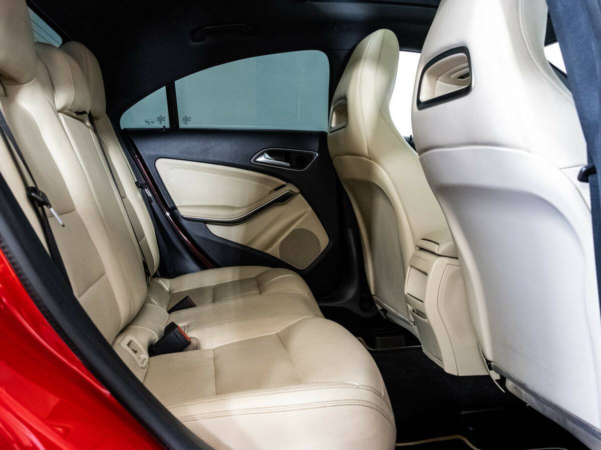 Б/У Мерседес-Бенц КЛА 2013 года. Фото: #16