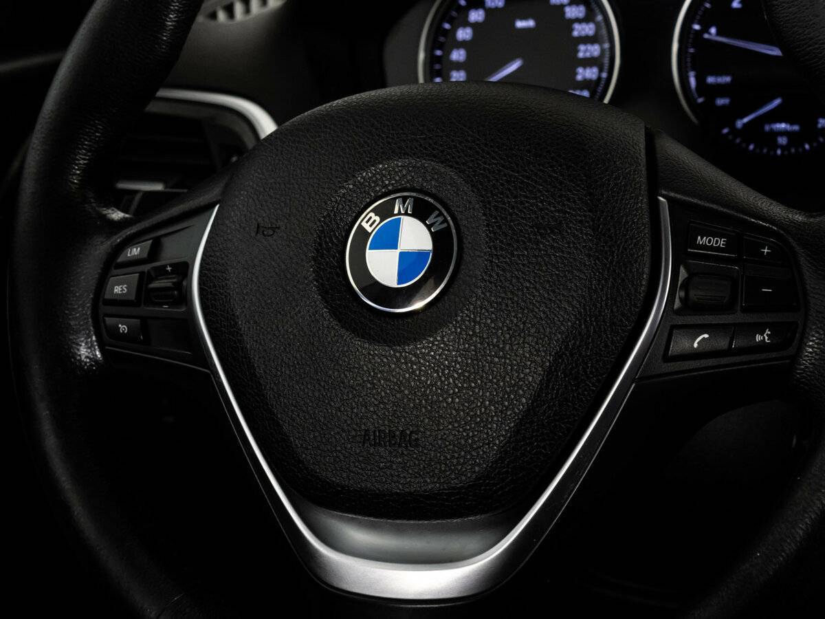 Б/У БМВ 1 серии 2017 года. Фото: #18