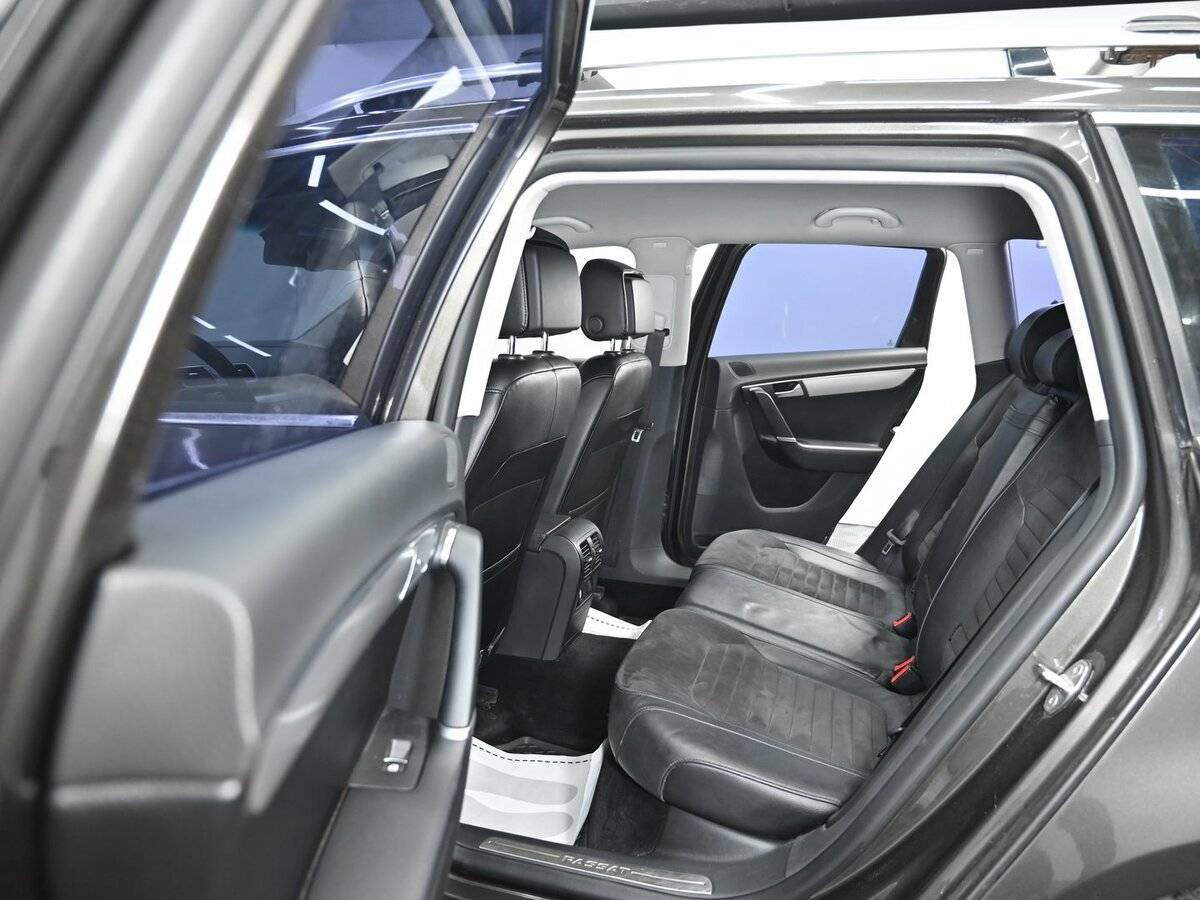 Б/У Фольксваген Пассат 2012 года. Фото: #13