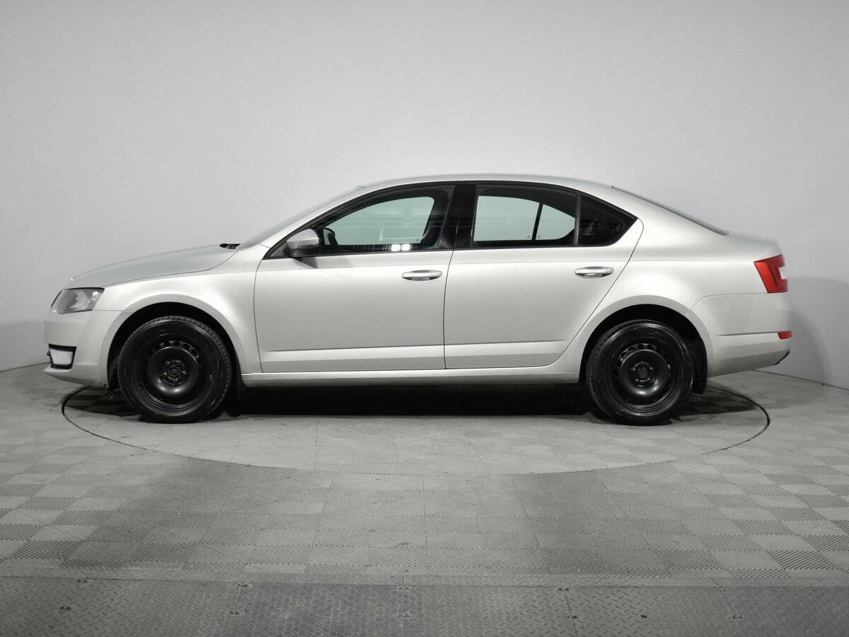 Б/У Шкода Октавия 2015 года. Фото: #7