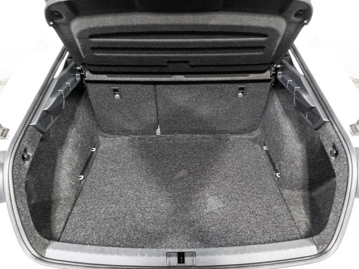 Б/У Шкода Октавия 2021 года. Фото: #14