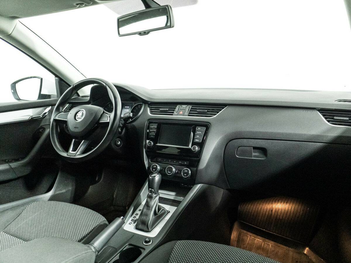 Б/У Шкода Октавия 2016 года. Фото: #8