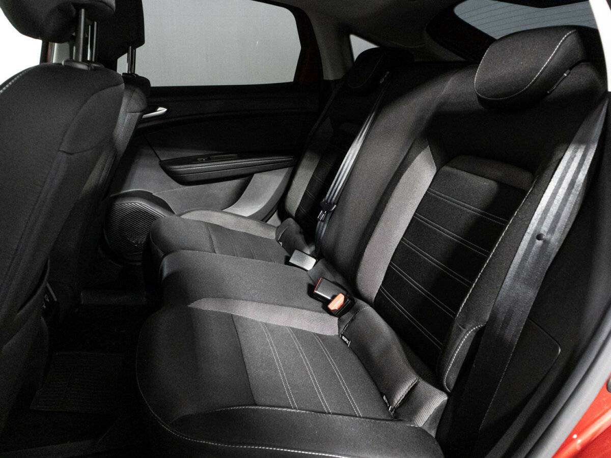 Б/У Рено Аркана 2021 года. Фото: #9