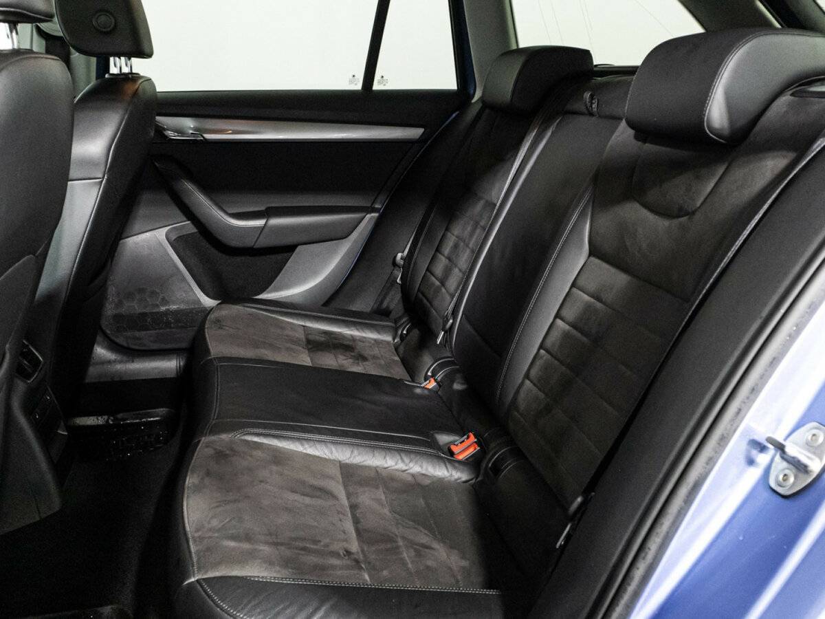 Б/У Шкода Октавия 2015 года. Фото: #9