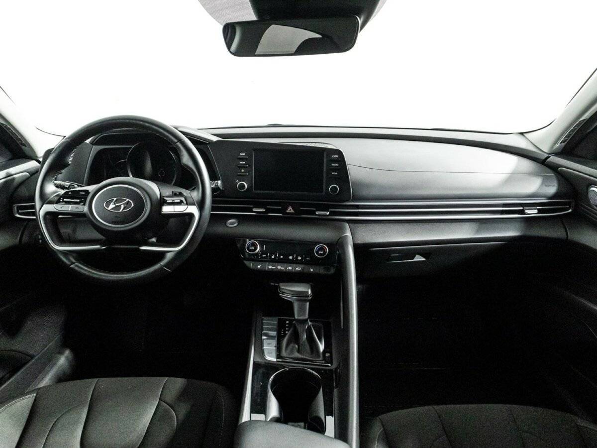 Б/У Хендай Елантра 2021 года. Фото: #12